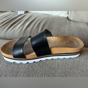 Reef sandals